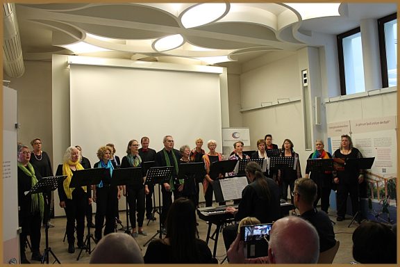 Konzert des Chorvebands in der Stadtbücherei Bremen am 03.07.2023